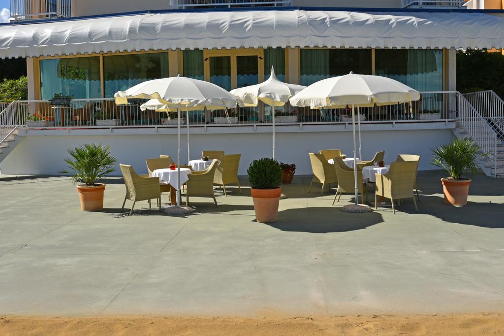 Hotel Janeiro Frontemare Lido di Jesolo Eksteriør bilde
