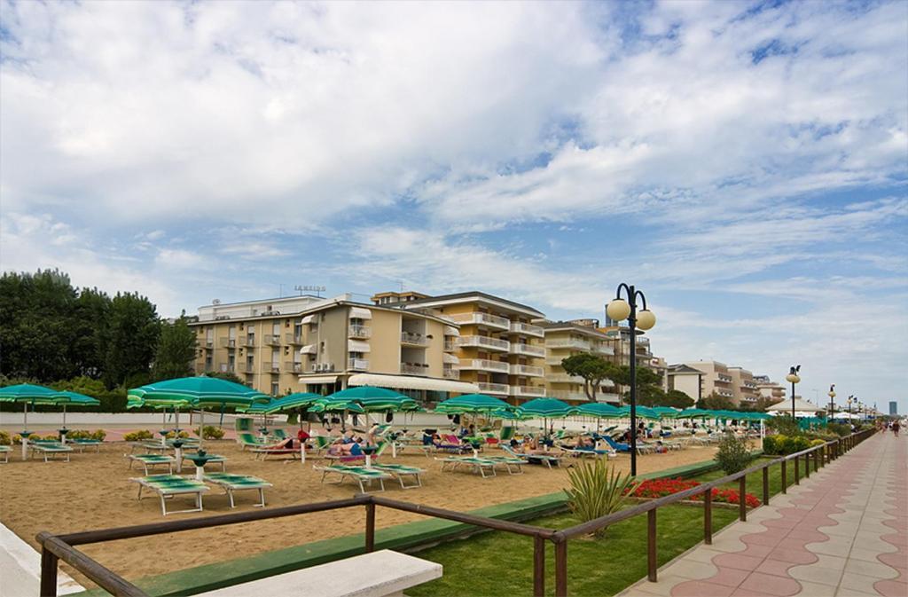 Hotel Janeiro Frontemare Lido di Jesolo Eksteriør bilde