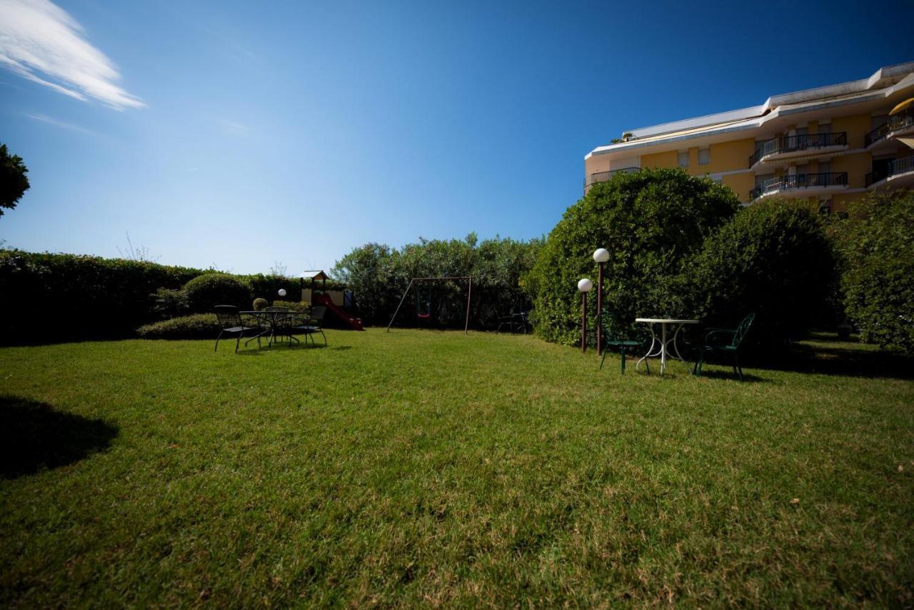 Hotel Janeiro Frontemare Lido di Jesolo Eksteriør bilde
