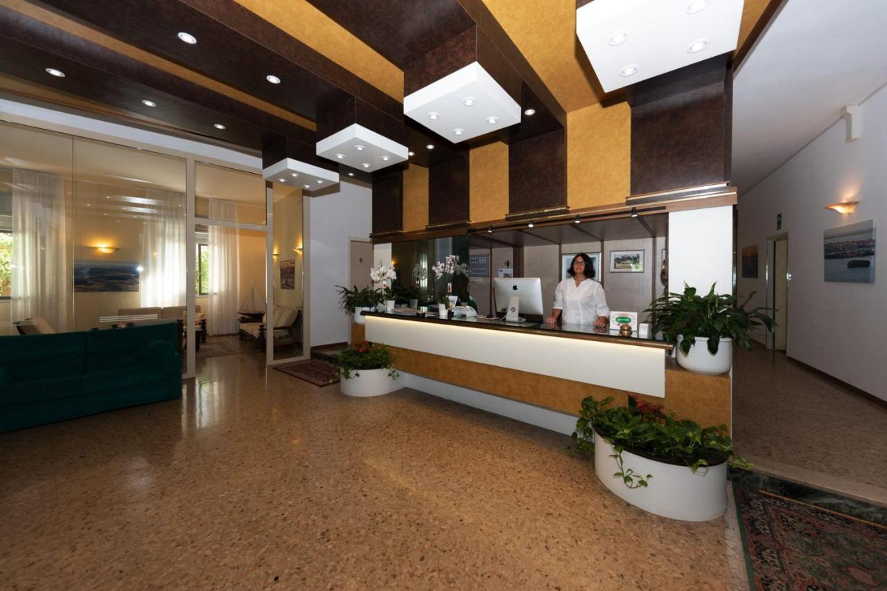 Hotel Janeiro Frontemare Lido di Jesolo Eksteriør bilde